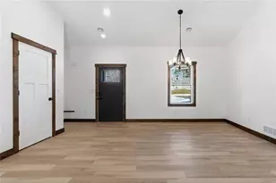 1422 Creekwood Dr, New Richmond, WI 54017 - Photo 41