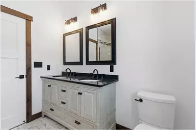 1422 Creekwood Drive, New Richmond, WI 54017 - Photo 37