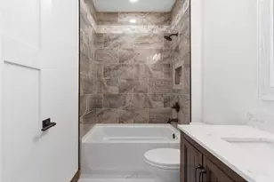 1422 Creekwood Dr, New Richmond, WI 54017 - Photo 19