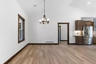 1422 Creekwood Dr, New Richmond, WI 54017 - Photo 43