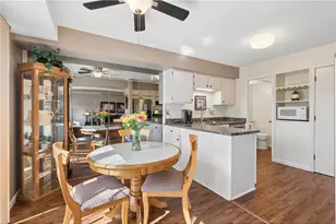 8525 W 97th St Cir, Minneapolis, MN 55438 - Photo 11