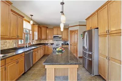 769 Martin Avenue, Hudson Township, WI 54016 - Photo 7