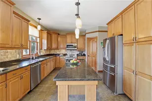 769 Martin Ave, Hudson Township, WI 54016 - Photo 7