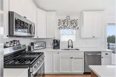 1107 Rich River Way, New Richmond, WI 54017 - Photo 5