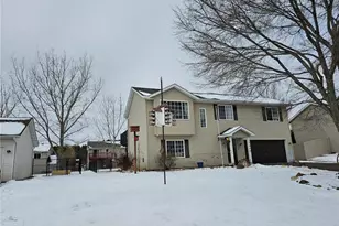 1365 Hunter Hill Dr, Hammond, WI 54015 - Photo 3