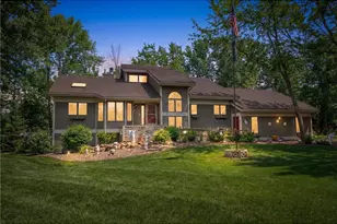 2715 Cherry Blossom Ln, Menomonie, WI 54751 - Photo 31