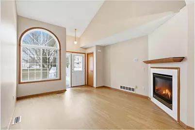 2305 Rosemary Curve, Hudson, WI 54016 - Photo 5