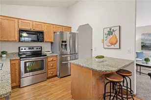 8001 Jeffery Ave, Cottage Grove, MN 55016 - Photo 9