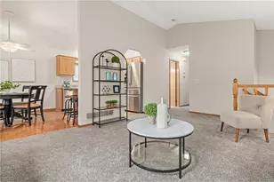 8001 Jeffery Ave, Cottage Grove, MN 55016 - Photo 7