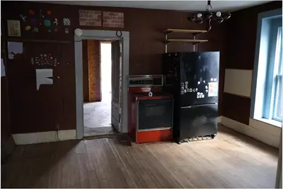 713 5th Avenue, Eau Claire, WI 54703 - Photo 5