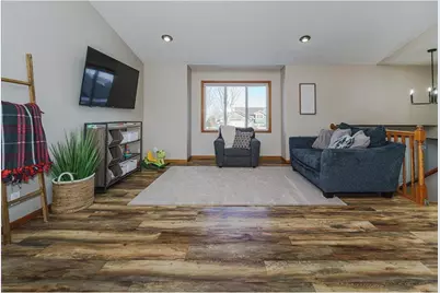 320 Bluebill Street, Baldwin, WI 54002 - Photo 9