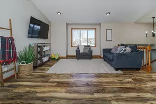 320 Bluebill St, Baldwin, WI 54002 - Photo 9