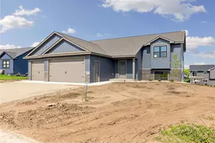 453 Coyote Way, New Richmond, WI 54017 - Photo 33