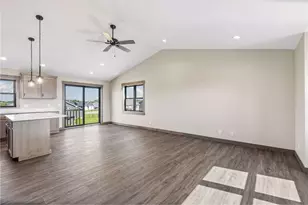 453 Coyote Way, New Richmond, WI 54017 - Photo 13