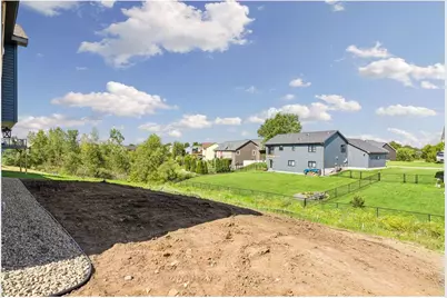 453 Coyote Way, New Richmond, WI 54017 - Photo 41