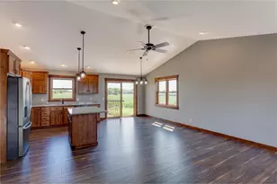 453 Coyote Way, New Richmond, WI 54017 - Photo 11