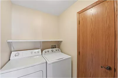 1102 Highpoint Court, New Richmond, WI 54017 - Photo 23