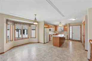 1102 Highpoint Ct, New Richmond, WI 54017 - Photo 3