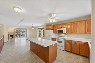 1102 Highpoint Ct, New Richmond, WI 54017 - Photo 3