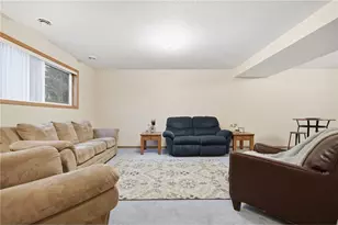716 Hallstrom Dr, Red Wing, MN 55066 - Photo 27