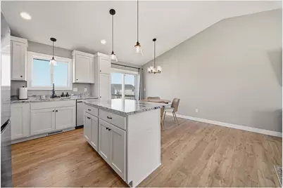 1064 Sharptail Run, New Richmond, WI 54017 - Photo 11