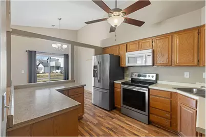 3637 Gershwin Lane, Oakdale, MN 55128 - Photo 7