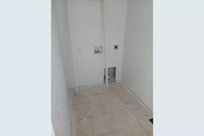 922 County Road T, Hammond Township, WI 54015 - Photo 5