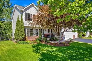 9020 Parkside Dr, Woodbury, MN 55125 - Photo 3