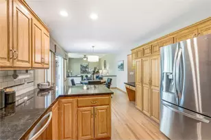 9020 Parkside Dr, Woodbury, MN 55125 - Photo 19