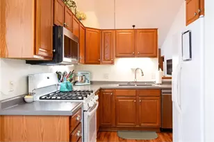 700 Leroy Ln, River Falls, WI 54022 - Photo 9