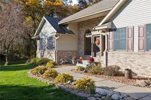 582 Country Oaks Ln, River Falls, WI 54022 - Photo 47