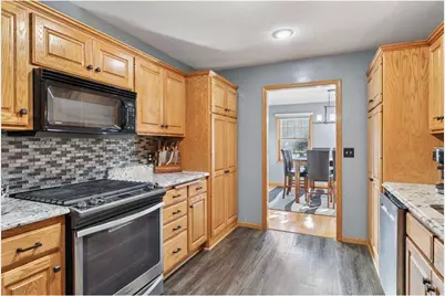582 Country Oaks Lane, River Falls, WI 54022 - Photo 13