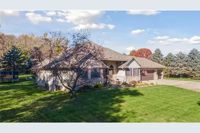 582 Country Oaks Lane, River Falls, WI 54022 - Photo 3
