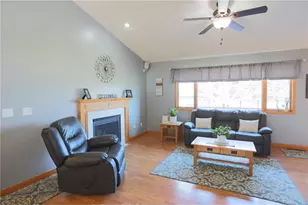N8185 945th St, River Falls, WI 54022 - Photo 5