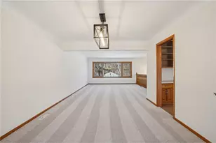 5301 Oakwood Dr, Saint Paul, MN 55110 - Photo 19