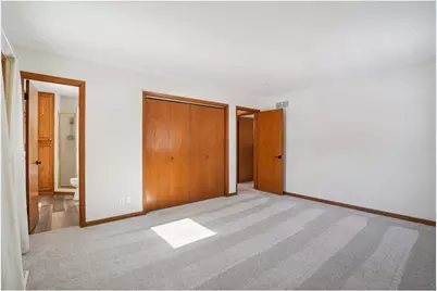 5301 Oakwood Drive, Saint Paul, MN 55110 - Photo 29