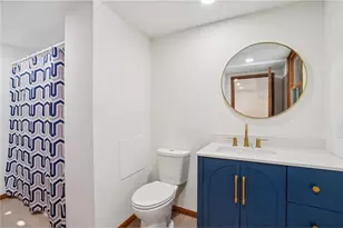 5301 Oakwood Dr, Saint Paul, MN 55110 - Photo 37