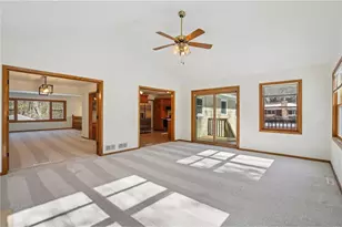 5301 Oakwood Dr, Saint Paul, MN 55110 - Photo 13