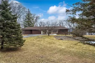 220 W Lower Pine Lake Ct, Alden, WI 54026 - Photo 5