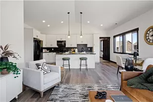 3355 Iris Dr, Eau Claire, WI 54703 - Photo 23