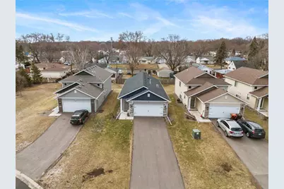 7387 Degrio Way, Inver Grove Heights, MN 55076 - Photo 3