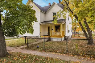 530 Hobart St, Eau Claire, WI 54703 - Photo 1