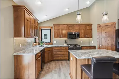 265 Vista Circle, River Falls, WI 54022 - Photo 15