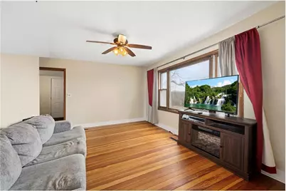 W9806 State Road 35, Diamond Bluff, WI 54014 - Photo 9