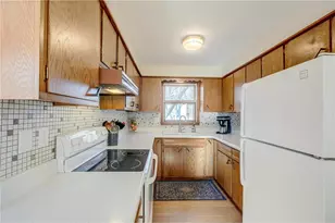 314 E Rosenlund St, Woodville, WI 54028 - Photo 5