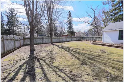 522 E Walnut Street, River Falls, WI 54022 - Photo 9