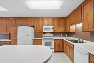 831 Cedar Ct, New Richmond, WI 54017 - Photo 9