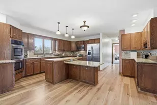 1299 Parkview Dr, New Richmond, WI 54017 - Photo 9