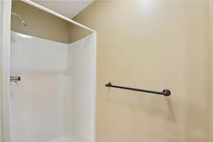 915 Lucille Ct, River Falls, WI 54022 - Photo 15