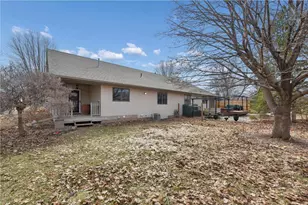 915 Lucille Ct, River Falls, WI 54022 - Photo 29